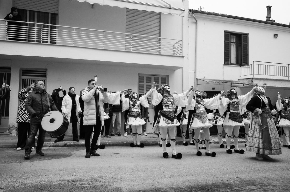 Το Καρναβαλικό Έθιμο των Μπουλών και Γενίτσαρων — gallery image