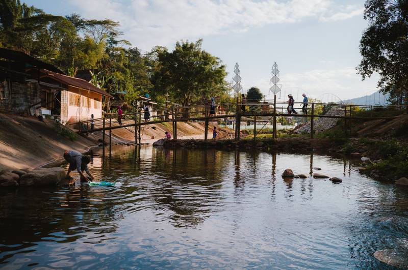 Life at the market 1