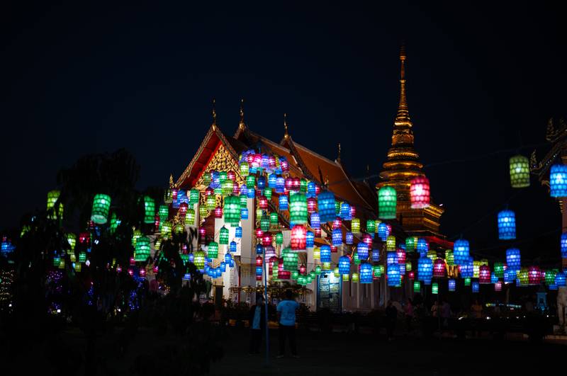 Scenes from the night market 2